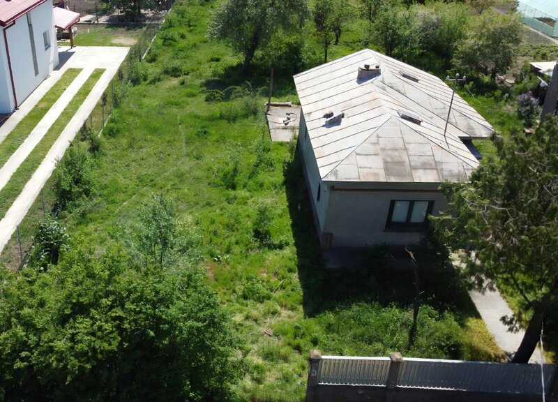 Floresti Stoenesti, acces A1 casa si teren